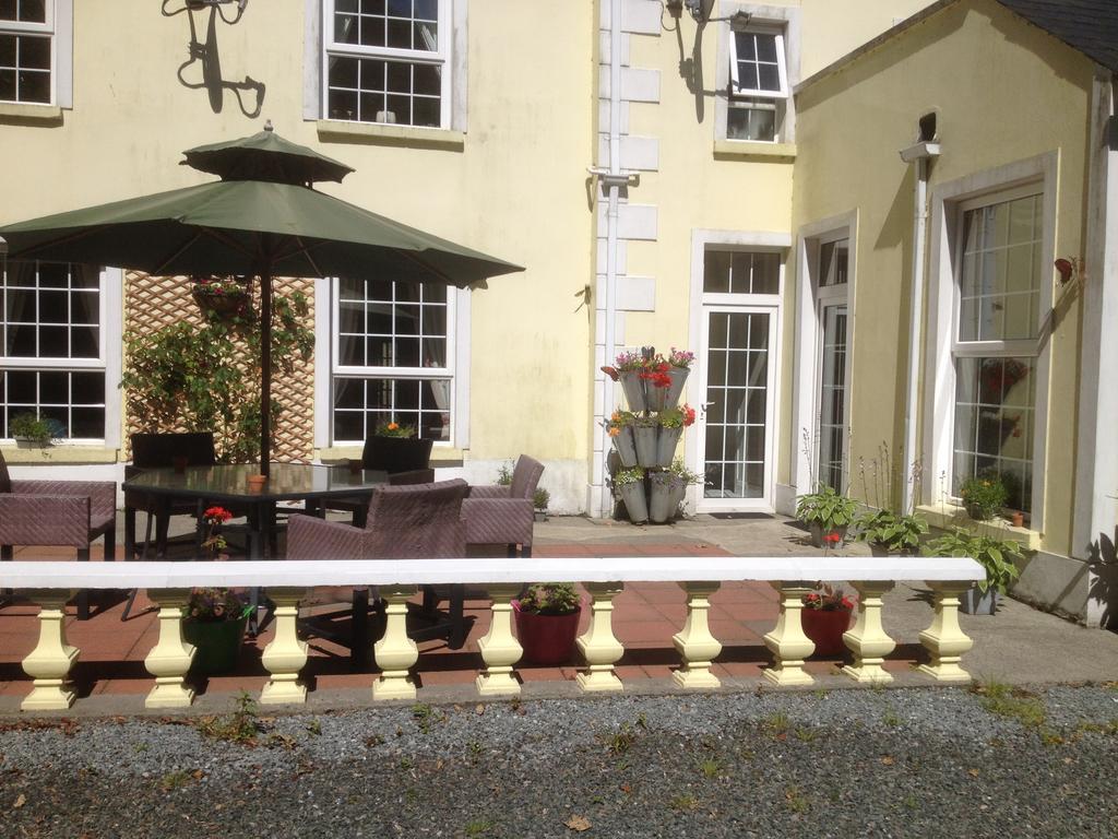 Admiralty House Bed & Breakfast Moville Bagian luar foto
