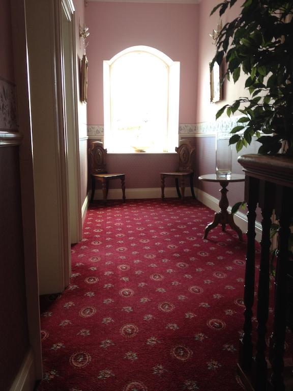 Admiralty House Bed & Breakfast Moville Bagian luar foto