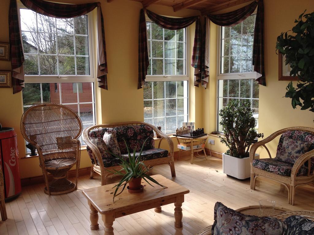 Admiralty House Bed & Breakfast Moville Bagian luar foto
